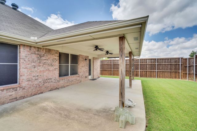 201 Old Settlers Trail, Waxahachie, TX 75167