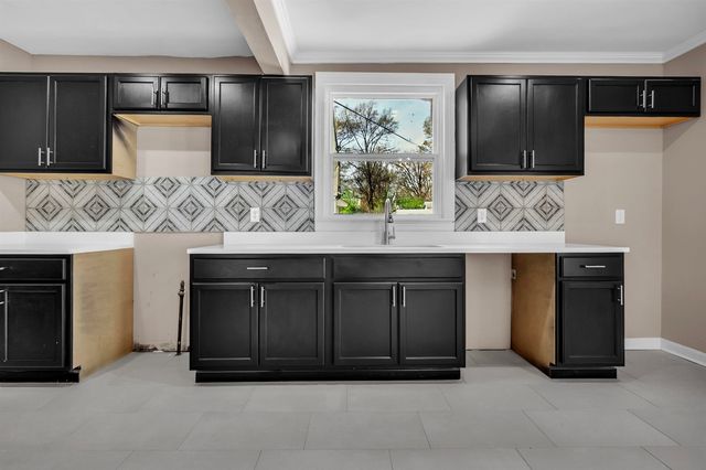 1824 LYNDALE AVE, Memphis, TN 38107