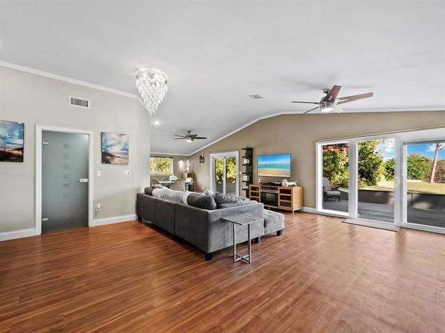 5645 CHURCHILL DOWNS ROAD, Sarasota, FL 34241