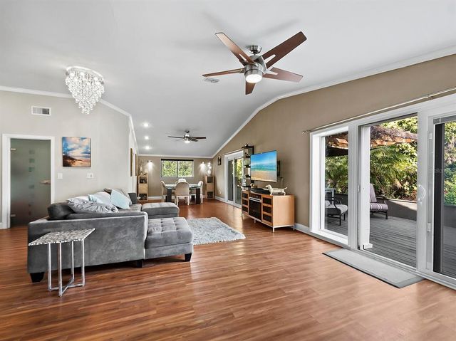 5645 CHURCHILL DOWNS ROAD, Sarasota, FL 34241