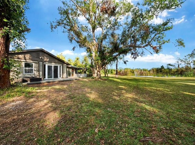 5645 CHURCHILL DOWNS ROAD, Sarasota, FL 34241