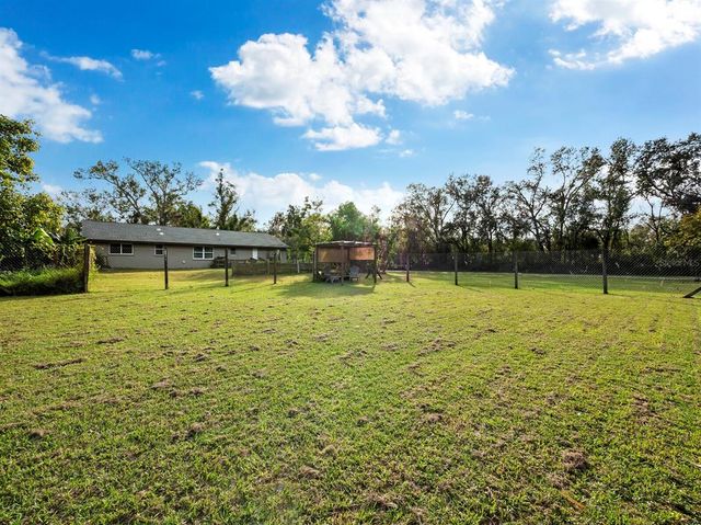5645 CHURCHILL DOWNS ROAD, Sarasota, FL 34241