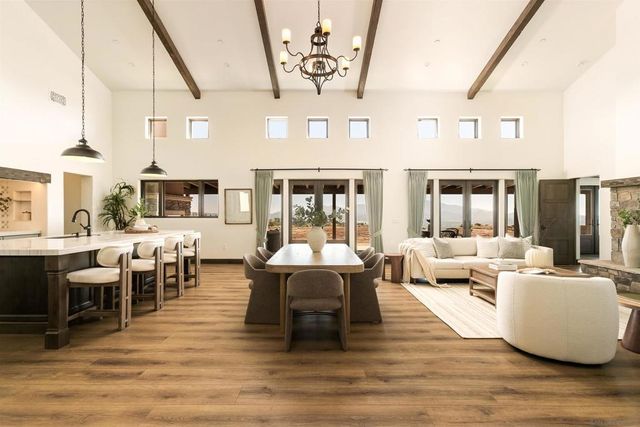 19185 Via Cuesta, Ramona, CA 92065