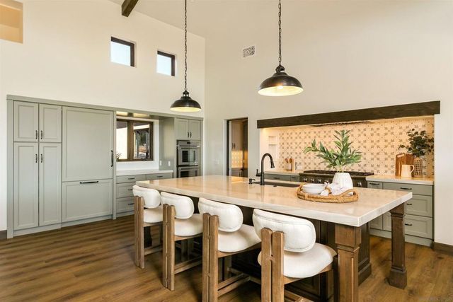 19185 Via Cuesta, Ramona, CA 92065