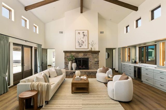 19185 Via Cuesta, Ramona, CA 92065