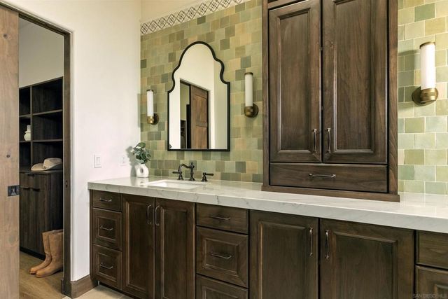 19185 Via Cuesta, Ramona, CA 92065