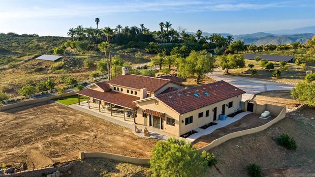 19185 Via Cuesta, Ramona, CA 92065