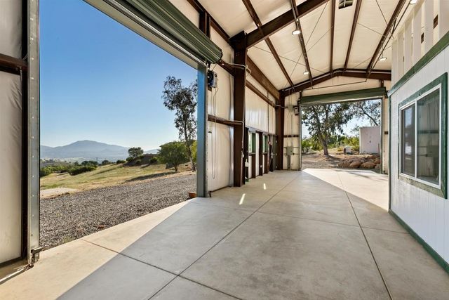 19185 Via Cuesta, Ramona, CA 92065