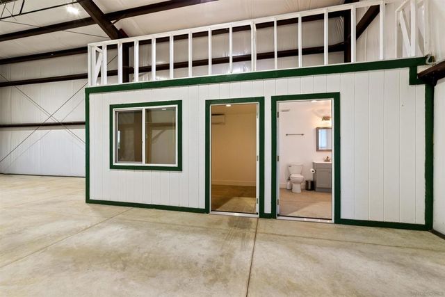 19185 Via Cuesta, Ramona, CA 92065