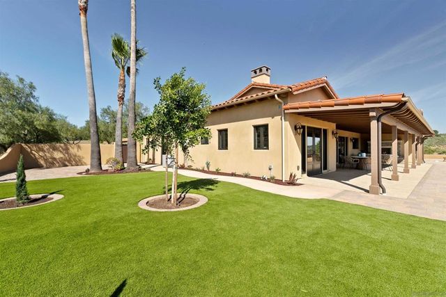 19185 Via Cuesta, Ramona, CA 92065