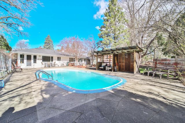 1507 S 6th Street, Brainerd, MN 56401