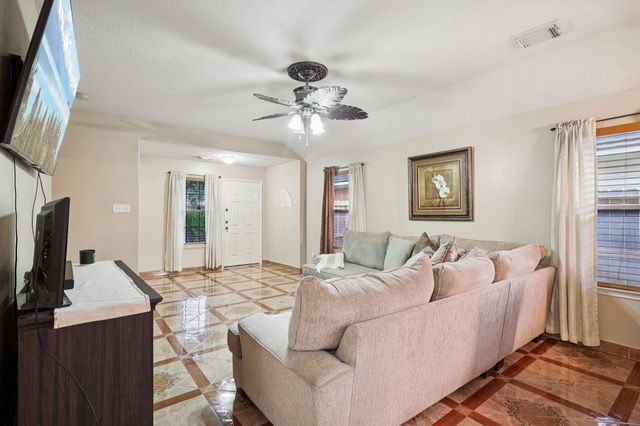 1631 Bonnyton Lane, Houston, TX 77014