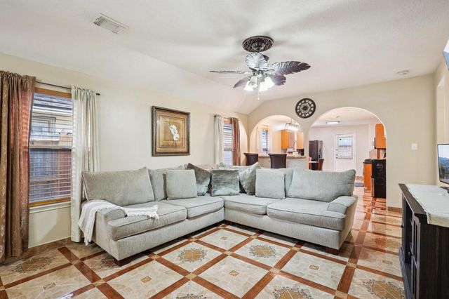 1631 Bonnyton Lane, Houston, TX 77014