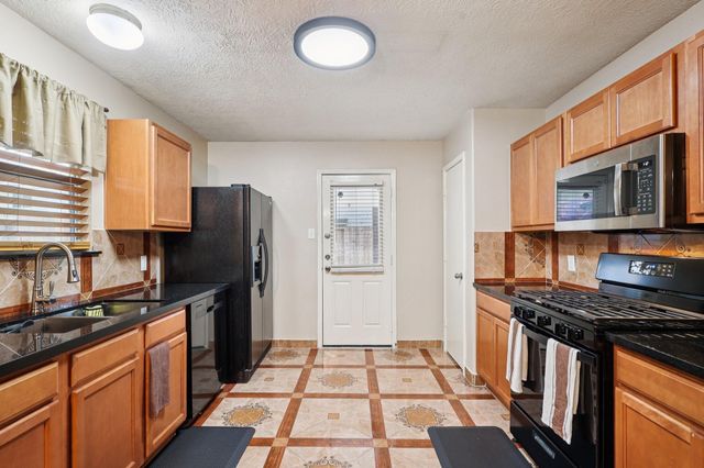 1631 Bonnyton Lane, Houston, TX 77014