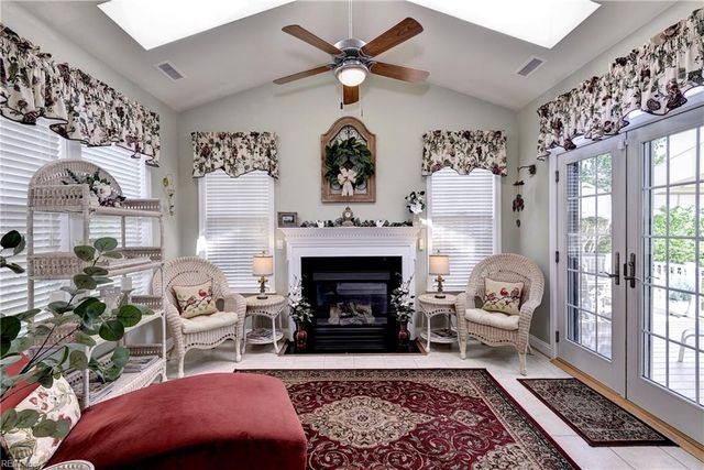 6908 Chancery LN, Williamsburg, VA 23188