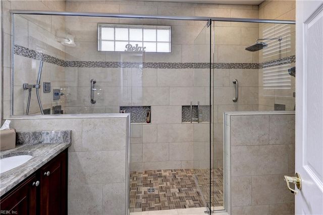 6908 Chancery LN, Williamsburg, VA 23188