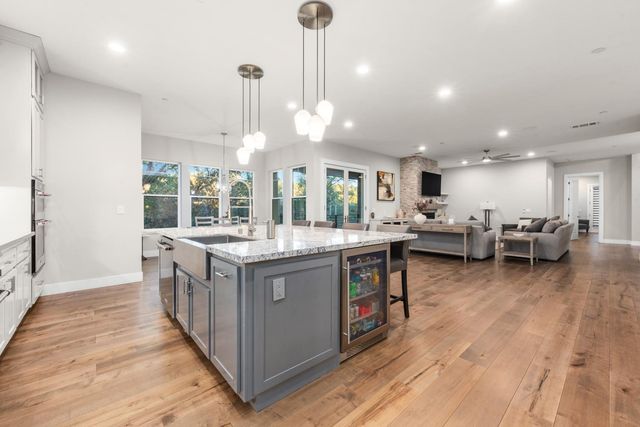 1920 Coyote Ct, Auburn, CA 95603