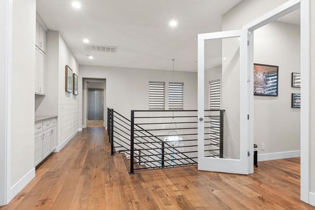 1920 Coyote Ct, Auburn, CA 95603
