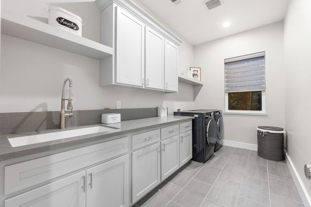 1920 Coyote Ct, Auburn, CA 95603