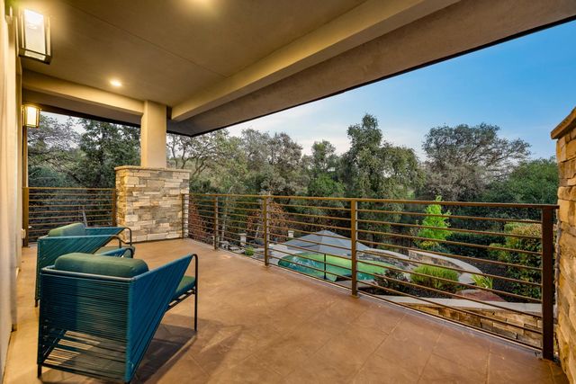 1920 Coyote Ct, Auburn, CA 95603