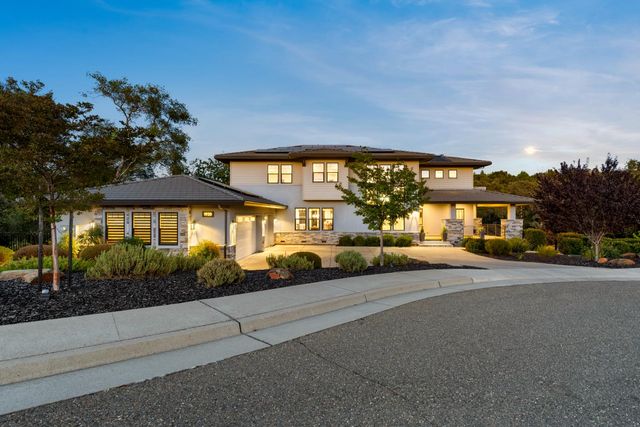1920 Coyote Ct, Auburn, CA 95603