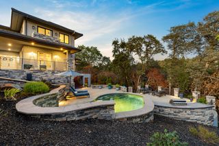 1920 Coyote Ct, Auburn, CA 95603