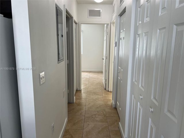 7941 W 2nd Ct 204, Hialeah, FL 33014