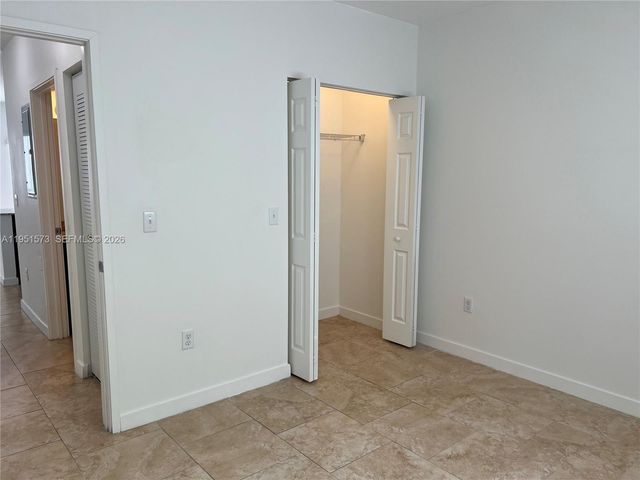 7941 W 2nd Ct 204, Hialeah, FL 33014