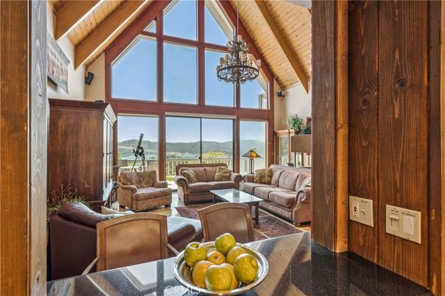 1369 Yellowstone, Lake Arrowhead, CA 92352