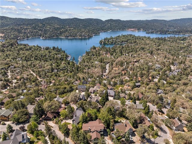 1369 Yellowstone, Lake Arrowhead, CA 92352