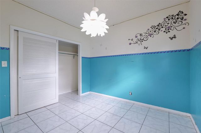 5614 Hammock Ln 113, Fort Lauderdale, FL 33319