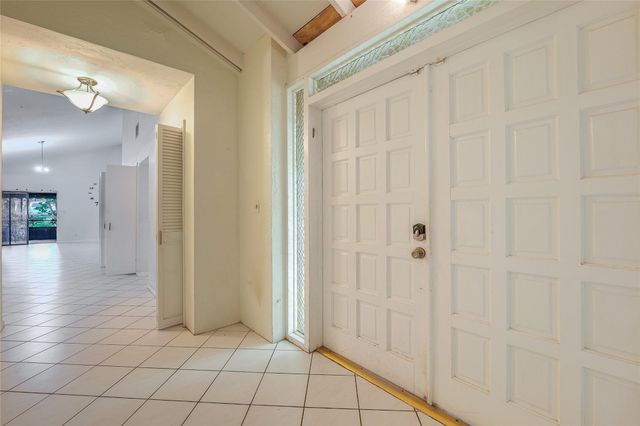 5614 Hammock Ln 113, Fort Lauderdale, FL 33319