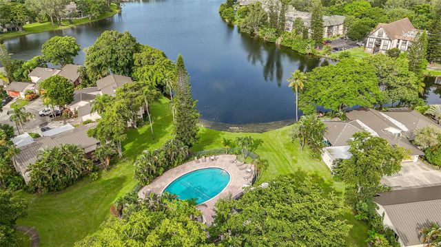 5614 Hammock Ln 113, Fort Lauderdale, FL 33319