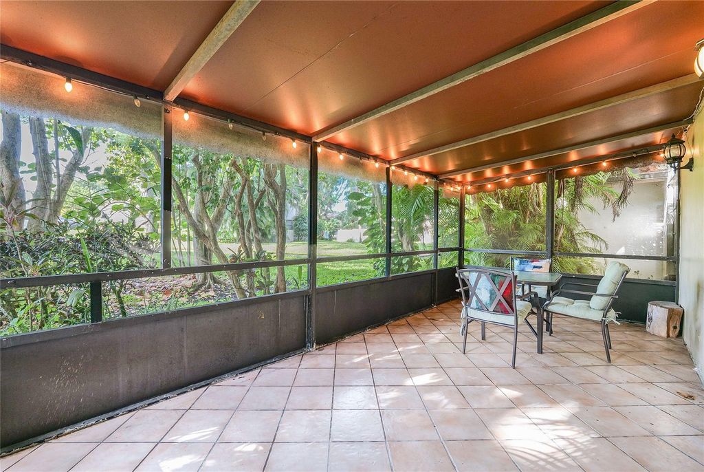 5614 Hammock Ln 113, Fort Lauderdale, FL 33319