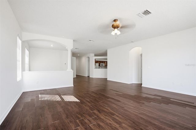 19043 NEW PASSAGE BOULEVARD, Land O Lakes, FL 34638