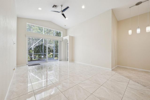 5780 Saddle Trail Lane, Lake Worth, FL 33449