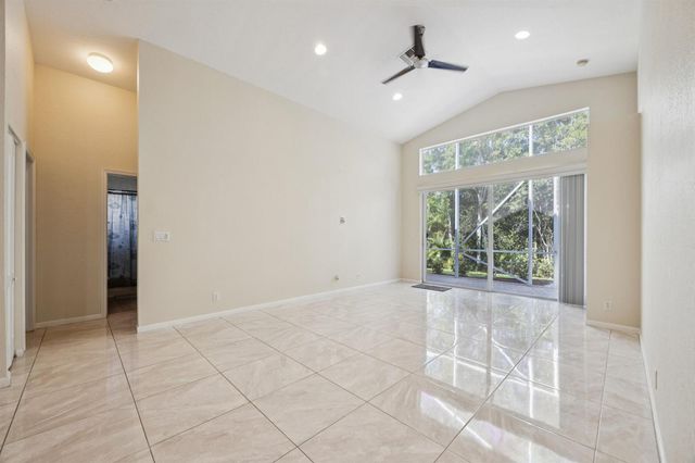 5780 Saddle Trail Lane, Lake Worth, FL 33449