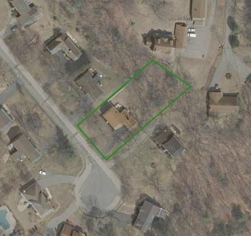 14 Dotty Ann Dr, Framingham, MA 01701