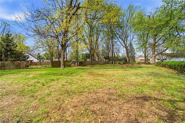 7857 Emery Circle, Mentor, OH 44060