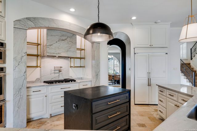 2011 Sauvignon, San Antonio, TX 78258