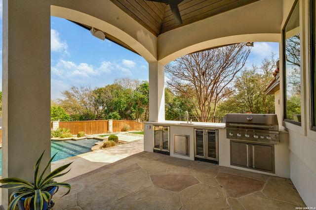 2011 Sauvignon, San Antonio, TX 78258