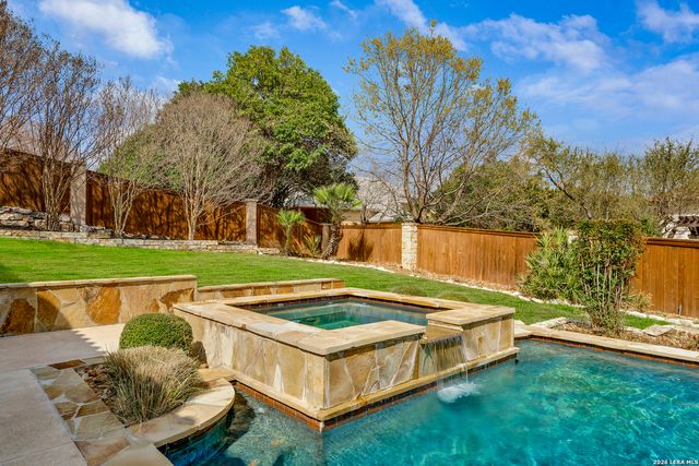 2011 Sauvignon, San Antonio, TX 78258