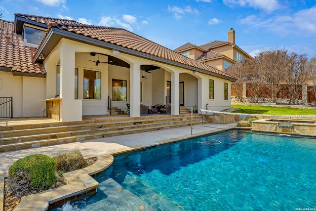 2011 Sauvignon, San Antonio, TX 78258