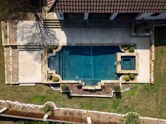 2011 Sauvignon, San Antonio, TX 78258