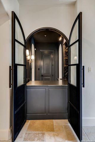 2011 Sauvignon, San Antonio, TX 78258