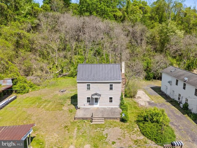11947 LEE HWY, Sperryville, VA 22740