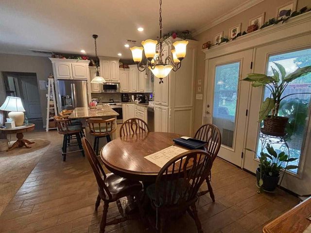 308 Willow Creek Dr, Walters, OK 73527