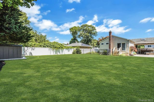 360 McConnell Avenue, Bayport, NY 11705
