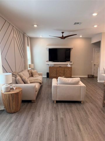 382 WINDY WILLOW WAY, St Cloud, FL 34771