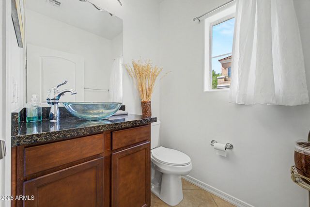 121 N CALIFORNIA Street 17, Chandler, AZ 85225
